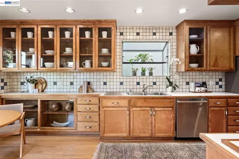 Kitchen - 1594 Le Roy Ave, Berkeley, CA 94708 photo 1 of 3