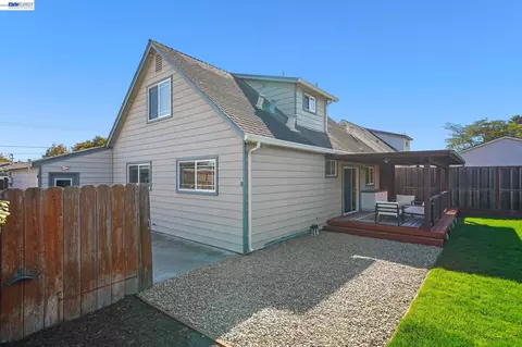 Exterior - 6137 Bennington Dr, Newark, CA 94560 photo 8 of 14