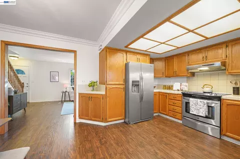 Kitchen - 6137 Bennington Dr, Newark, CA 94560 photo 4 of 4