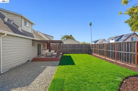 Exterior - 6137 Bennington Dr, Newark, CA 94560 photo 11 of 14