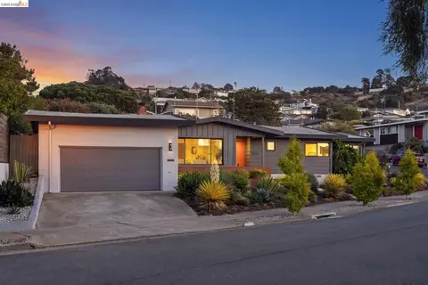 6735 Kenilworth Ave, El Cerrito, CA 94530
