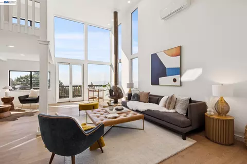 Living - 1085 Sterling Ave, Berkeley, CA 94708 photo 5 of 10