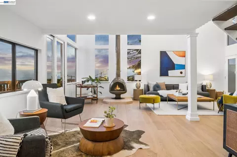 Living - 1085 Sterling Ave, Berkeley, CA 94708 photo 2 of 10