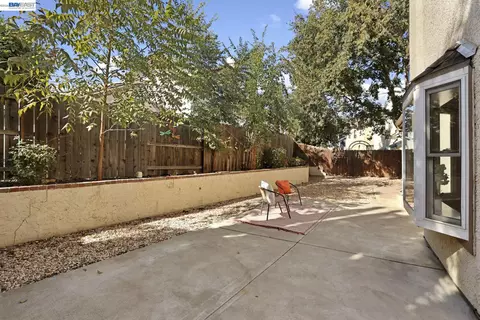 Exterior - 3015 Savanna Dr, Tracy, CA 95377 photo 2 of 7