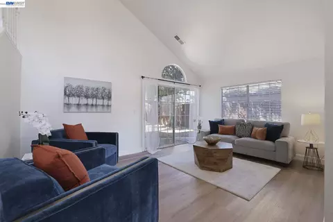 Living - 3015 Savanna Dr, Tracy, CA 95377 photo 1 of 4