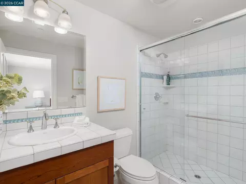 Bath - 1 Brooktree Dr, Danville, CA 94506 photo 4 of 7