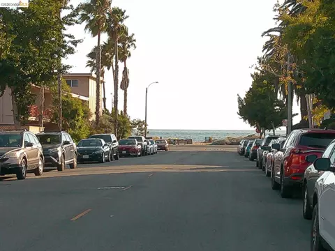 Other - 325 Kitty Hawk Rd #304, Alameda, CA 94501 photo 1 of 10