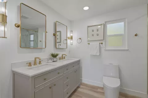 Bath - 92 Dubost Ct, Danville, CA 94526 photo 3 of 6