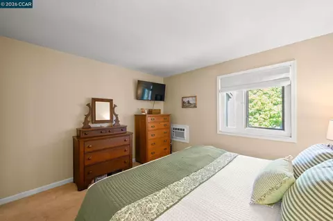 Bedroom - 1505 Kirker Pass Rd #223, Concord, CA 94521 photo 3 of 3