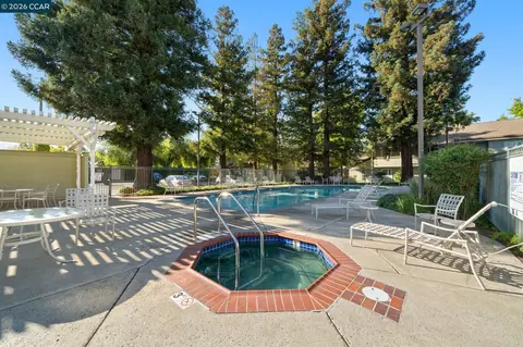 Exterior - 1505 Kirker Pass Rd #223, Concord, CA 94521 photo 6 of 10