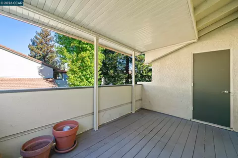 Exterior - 1505 Kirker Pass Rd #223, Concord, CA 94521 photo 3 of 10