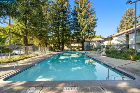 Exterior - 1505 Kirker Pass Rd #223, Concord, CA 94521 photo 5 of 10
