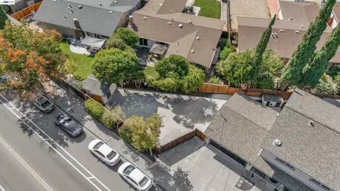 View/Area - 315 Wall St, Livermore, CA 94550 photo 4 of 5