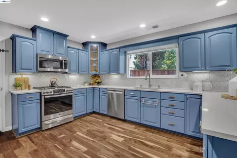 Kitchen - 315 Wall St, Livermore, CA 94550 photo 1 of 3