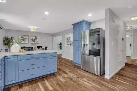 Entry Way - 315 Wall St, Livermore, CA 94550 photo 1 of 1