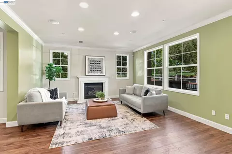 Living - 3538 Capoterra Way, Dublin, CA 94568 photo 3 of 5