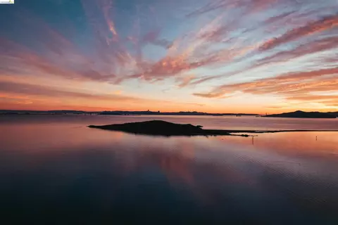 View/Area - 3203 Jetty Dr, Richmond, CA 94804 photo 14 of 15
