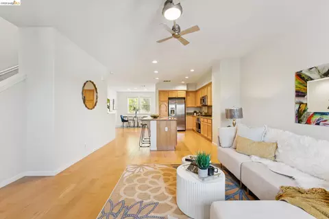 Living - 3203 Jetty Dr, Richmond, CA 94804 photo 2 of 2
