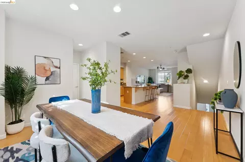 Dining - 3203 Jetty Dr, Richmond, CA 94804 photo 2 of 2