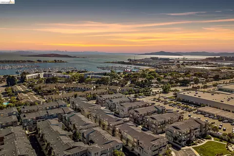 View/Area - 3203 Jetty Dr, Richmond, CA 94804 photo 6 of 15