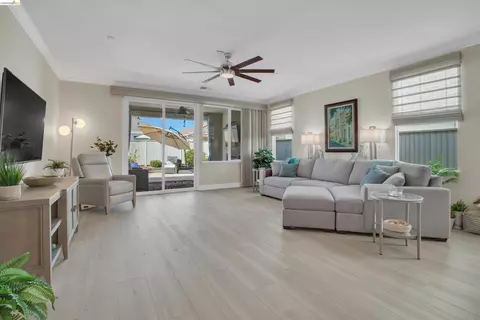 9833 Key West Way, Discovery Bay, CA 94505