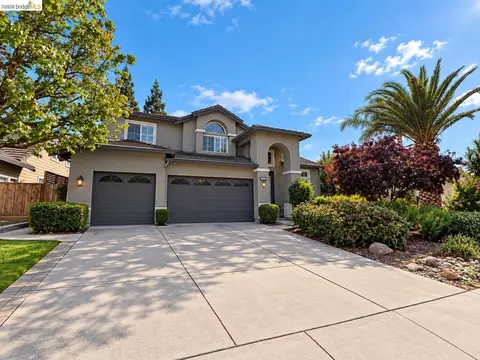 132 Putter Dr, Brentwood, CA 94513