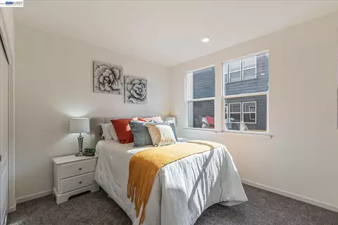 Bedroom - 633 Clover Cir, Milpitas, CA 95035 photo 4 of 5
