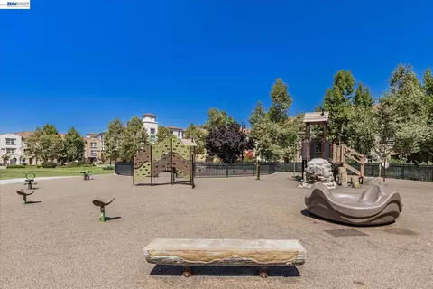 Exterior - 633 Clover Cir, Milpitas, CA 95035 photo 2 of 2