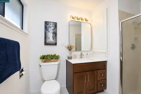 Bath - 232 Coleen St, Livermore, CA 94550 photo 2 of 2