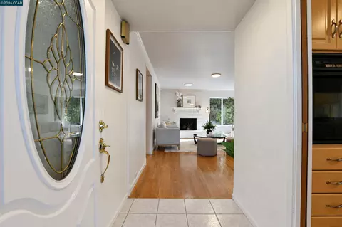 Entry Way - 232 Coleen St, Livermore, CA 94550 photo 1 of 1