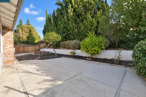 Exterior - 232 Coleen St, Livermore, CA 94550 photo 3 of 6