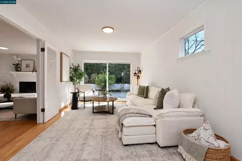 Living - 232 Coleen St, Livermore, CA 94550 photo 4 of 5