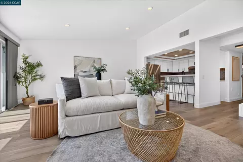 28 Janin Pl, Pleasant Hill, CA 94523
