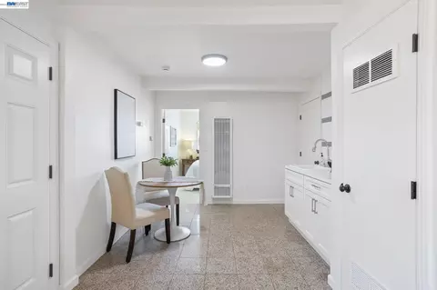 Entry Way - 15 Inlet Dr, Bay Point, CA 94565 photo 4 of 4