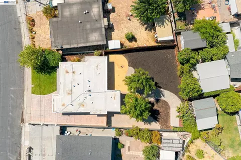 View/Area - 15 Inlet Dr, Bay Point, CA 94565 photo 1 of 5