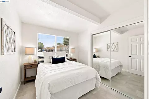 Bedroom - 15 Inlet Dr, Bay Point, CA 94565 photo 2 of 6