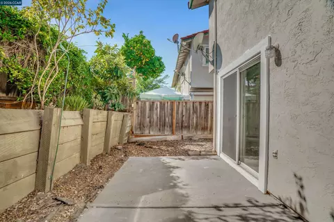 Exterior - 4344 Saint Charles Pl, Concord, CA 94521 photo 5 of 6