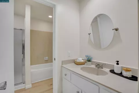 Bath - 4344 Saint Charles Pl, Concord, CA 94521 photo 3 of 6