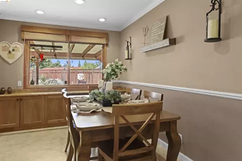 Dining - 3909 Boatwright Dr, Concord, CA 94519 photo 1 of 2