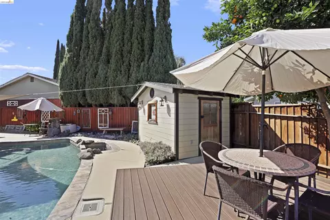 Exterior - 3909 Boatwright Dr, Concord, CA 94519 photo 6 of 10