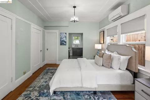 Bedroom - 2641 Webster St #1, Berkeley, CA 94705 photo 1 of 5