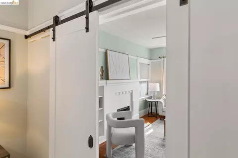 Entry Way - 2641 Webster St #1, Berkeley, CA 94705 photo 3 of 3