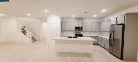 Entry Way - 408 Coolcrest Dr, Oakley, CA 94561 photo 1 of 5
