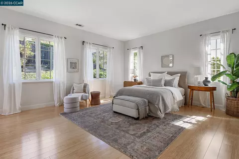 Bedroom - 31 Maison Ct, Moraga, CA 94556 photo 1 of 6