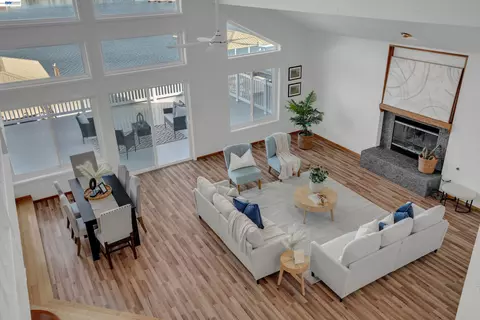 Living - 2019 Windward Pt, Discovery Bay, CA 94505 photo 3 of 6