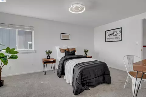 Bedroom - 2019 Windward Pt, Discovery Bay, CA 94505 photo 5 of 8