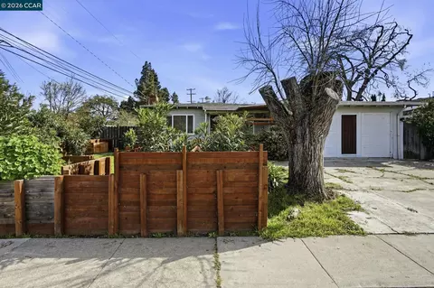 Exterior - 1990 Sunshine Dr, Concord, CA 94520 photo 2 of 14