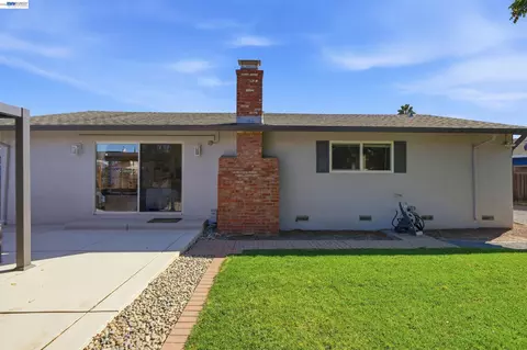 Exterior - 853 Arbor Ct, Livermore, CA 94550 photo 4 of 13