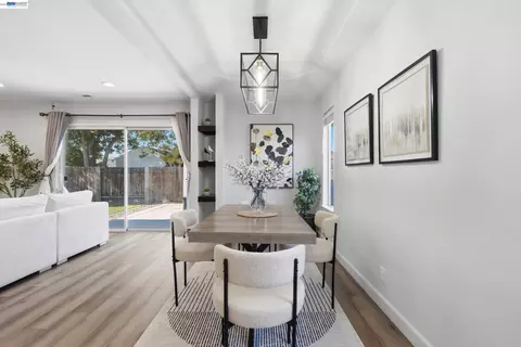 Dining - 853 Arbor Ct, Livermore, CA 94550 photo 3 of 8