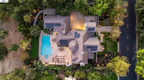 View/Area - 3019 E Ruby Hill Dr, Pleasanton, CA 94566 photo 2 of 4